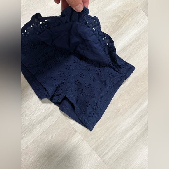 Janie and Jack eyelet skort. Ruffle hem. Indigo blue.2 T - Picture 4 of 5